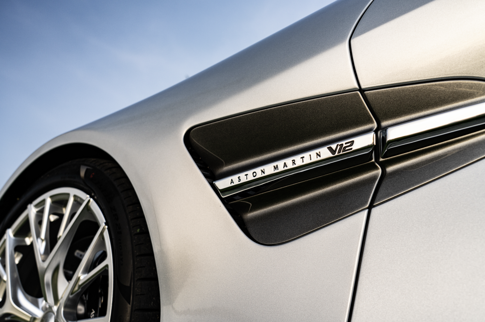 Aston Martin & Denison Yachting